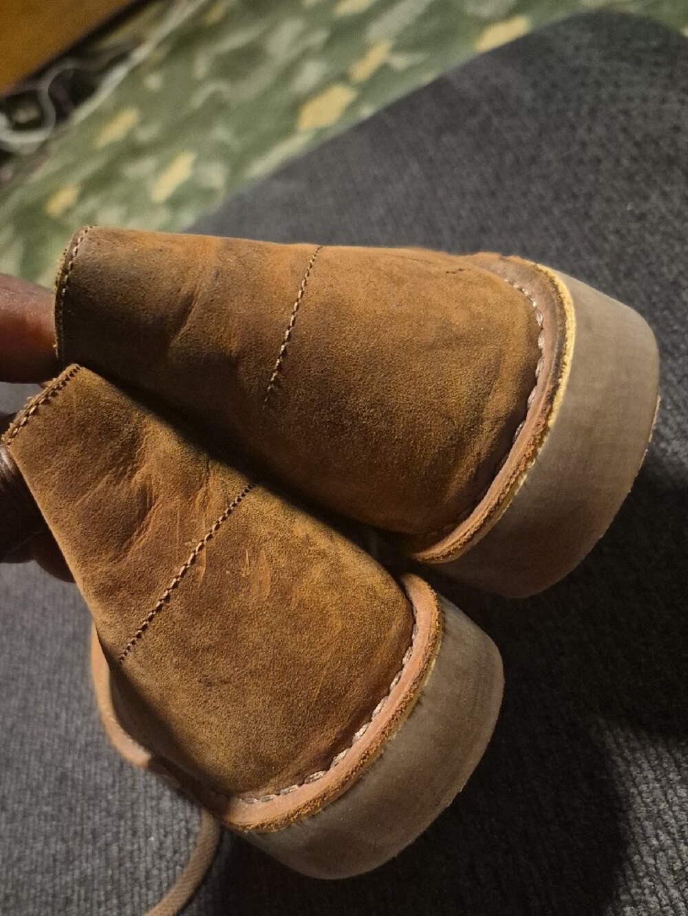 Clarks Brown Leather Chukka Boots - Picture 3 of 6